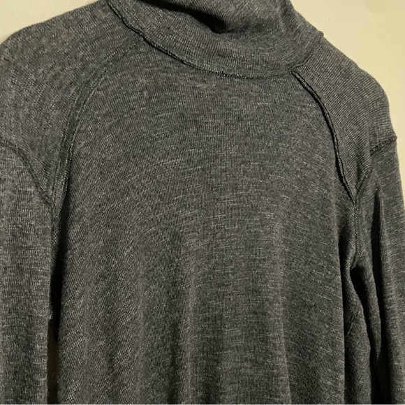 We The Free - Beach Split Back Turtleneck. - Picture 5 of 6